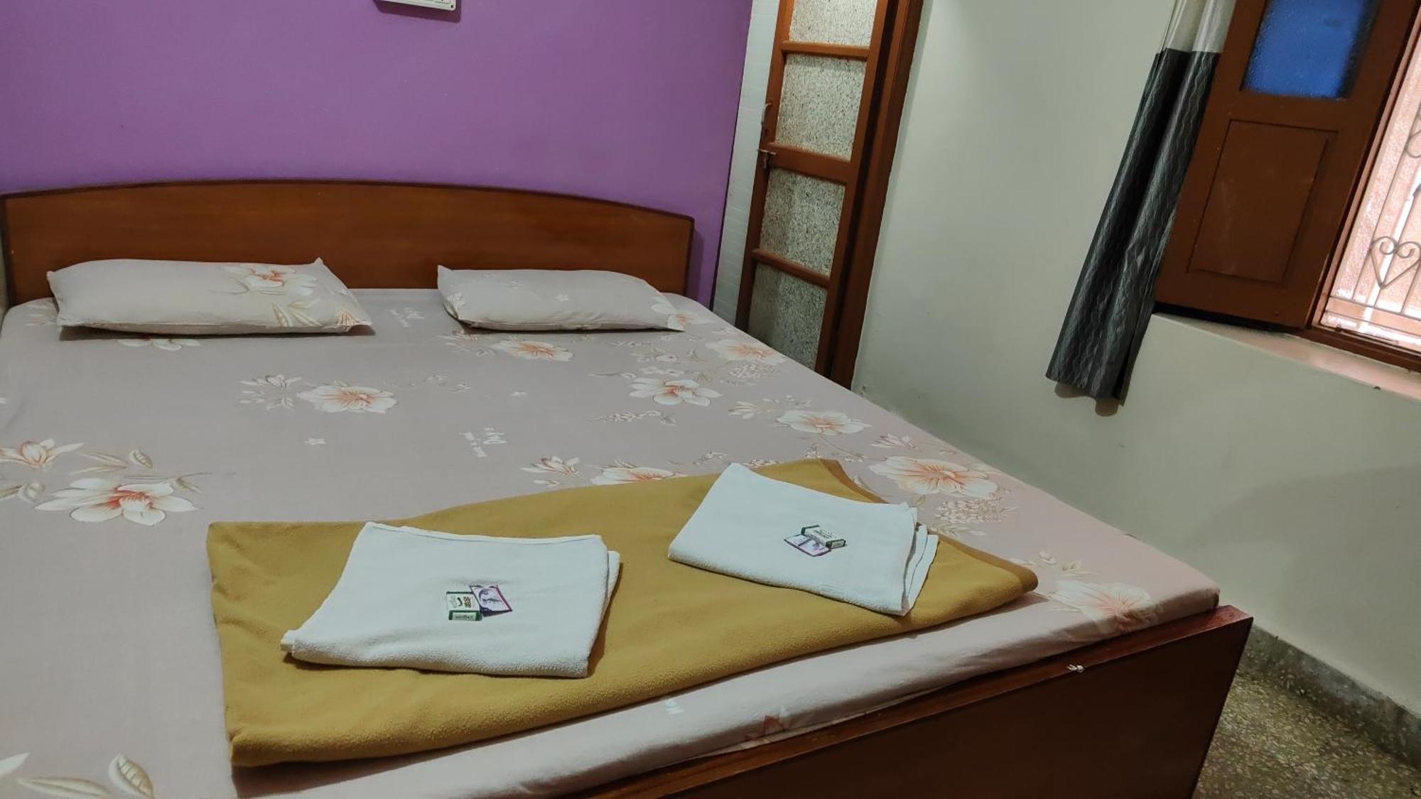Rocky Guesthouse Хампи Экстерьер фото