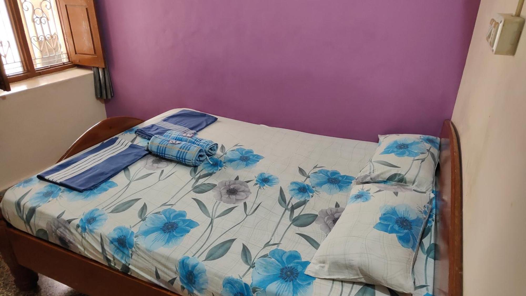 Rocky Guesthouse Хампи Экстерьер фото