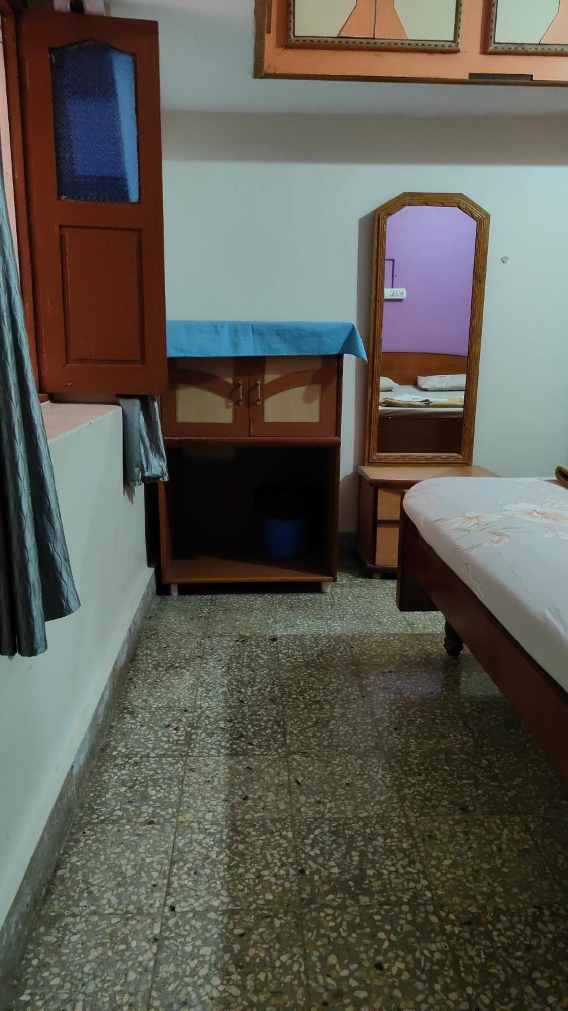 Rocky Guesthouse Хампи Экстерьер фото