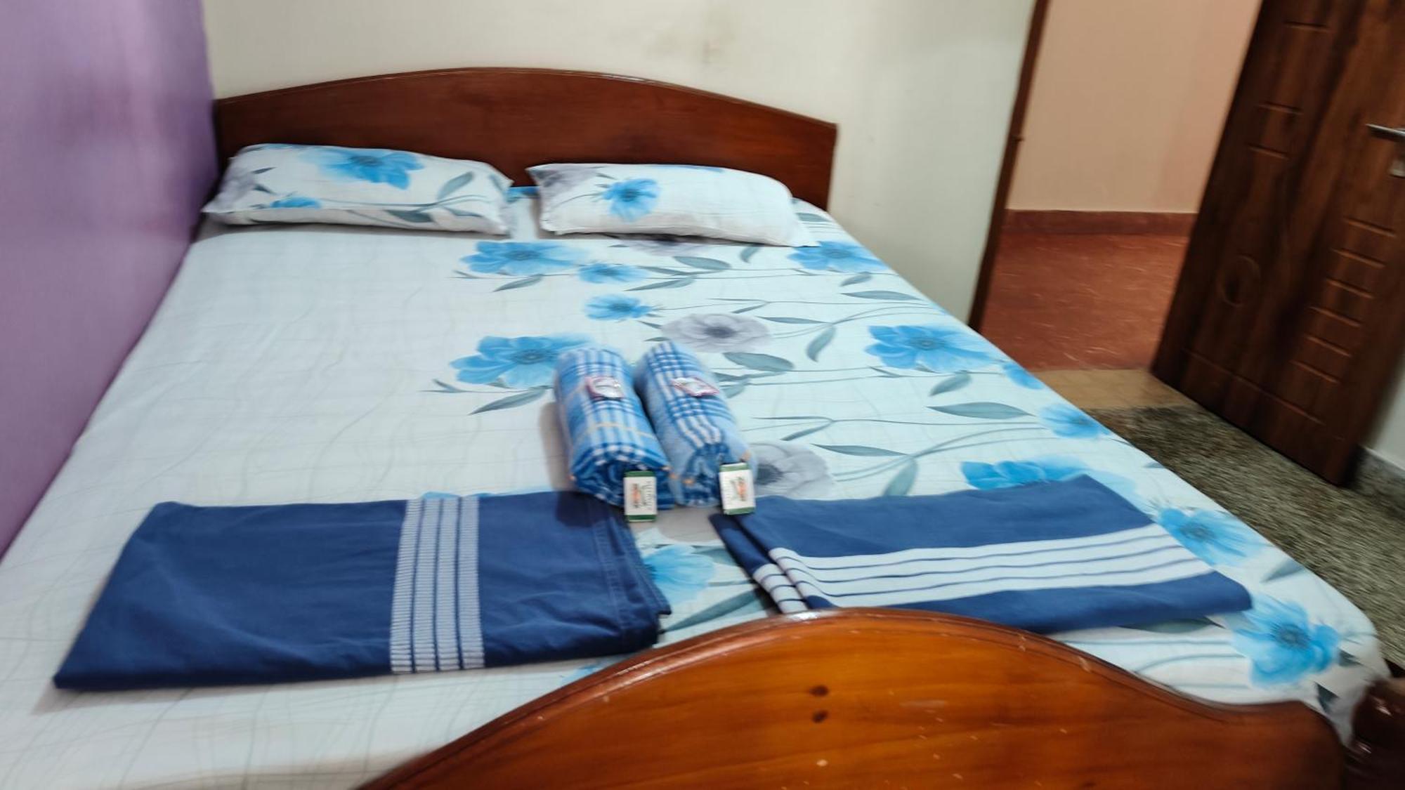 Rocky Guesthouse Хампи Экстерьер фото